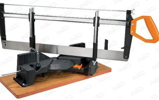 NEO-TOOLS Piła kątowa 600 mm 18 TPI 44-600